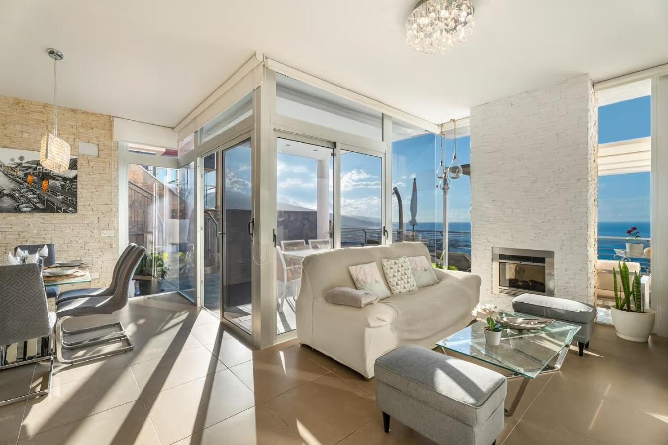 Villa Golden Horizon Con Piscina Privada Climatizada 圣乌尔苏拉 外观 照片